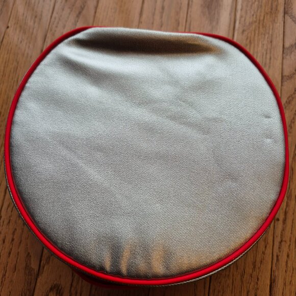 Clinique Candy Swirl Train Case Round Makeup Travel Case - Picture 4 of 11